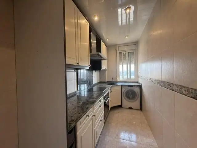 Kitchen of Flat for sale in Sabadell  with Air Conditioner, Heating and Balcony