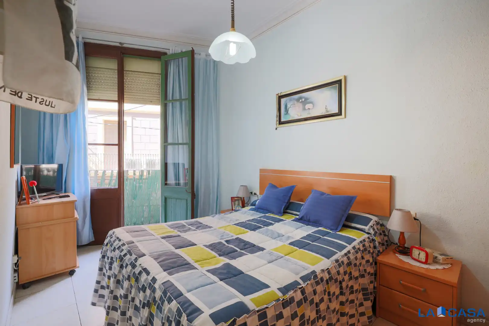Bedroom of Flat for sale in  Barcelona Capital  with Air Conditioner, Heating and Oven