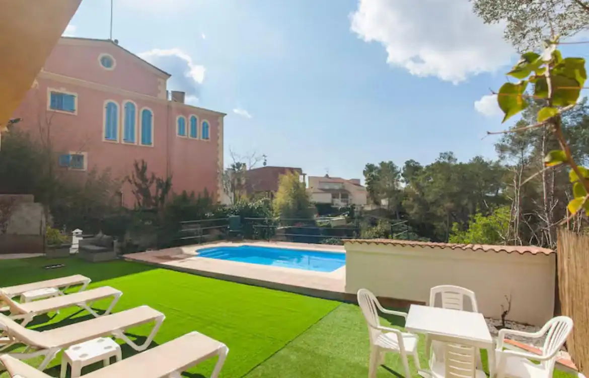 Piscina de Casa o xalet en venda en Olivella amb Aire condicionat, Jardí privat i Terrassa