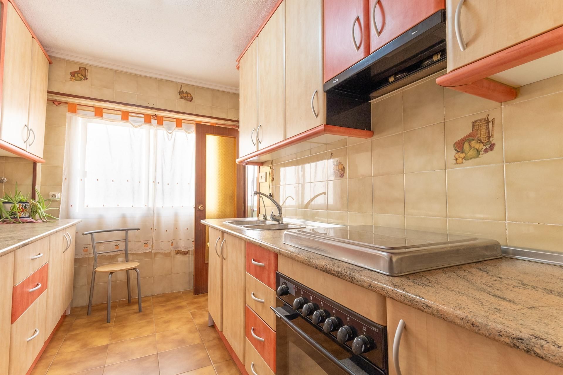 Wohnung zum verkauf in Calle RENATO BARDIN, Alipark, Benalúa - Babel