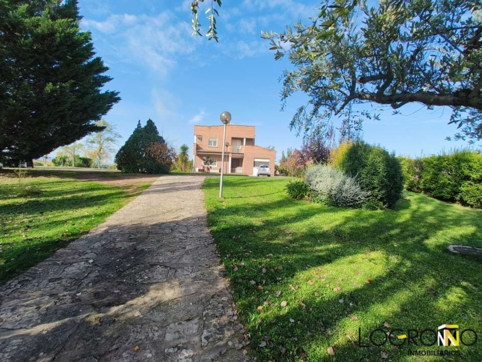 House or chalet for sale in Alberite
