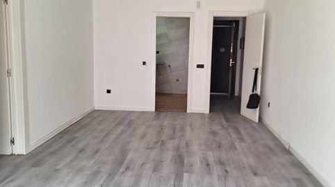 Foto 5 de Piso en venta en Font Pudenta, Montcada i Reixac