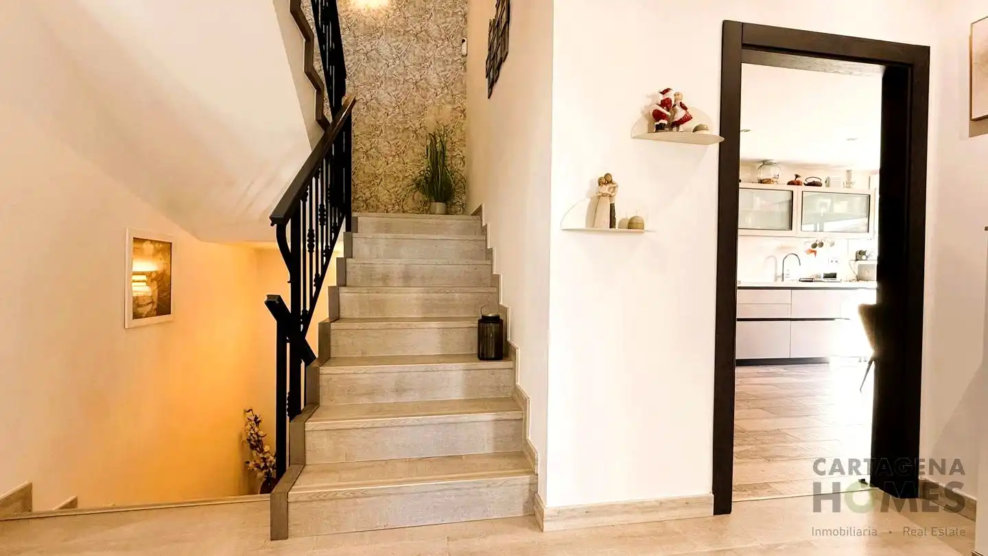 Casa adosada en venta en Cartagena con Aire acondicionado, Jardín privado y Parquet