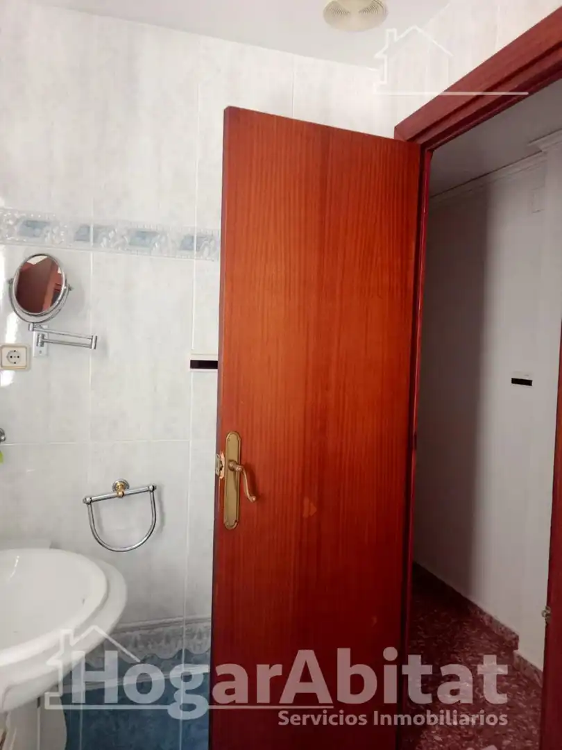Baño de Ático en venta en Algemesí con Terraza, Trastero y Amueblado