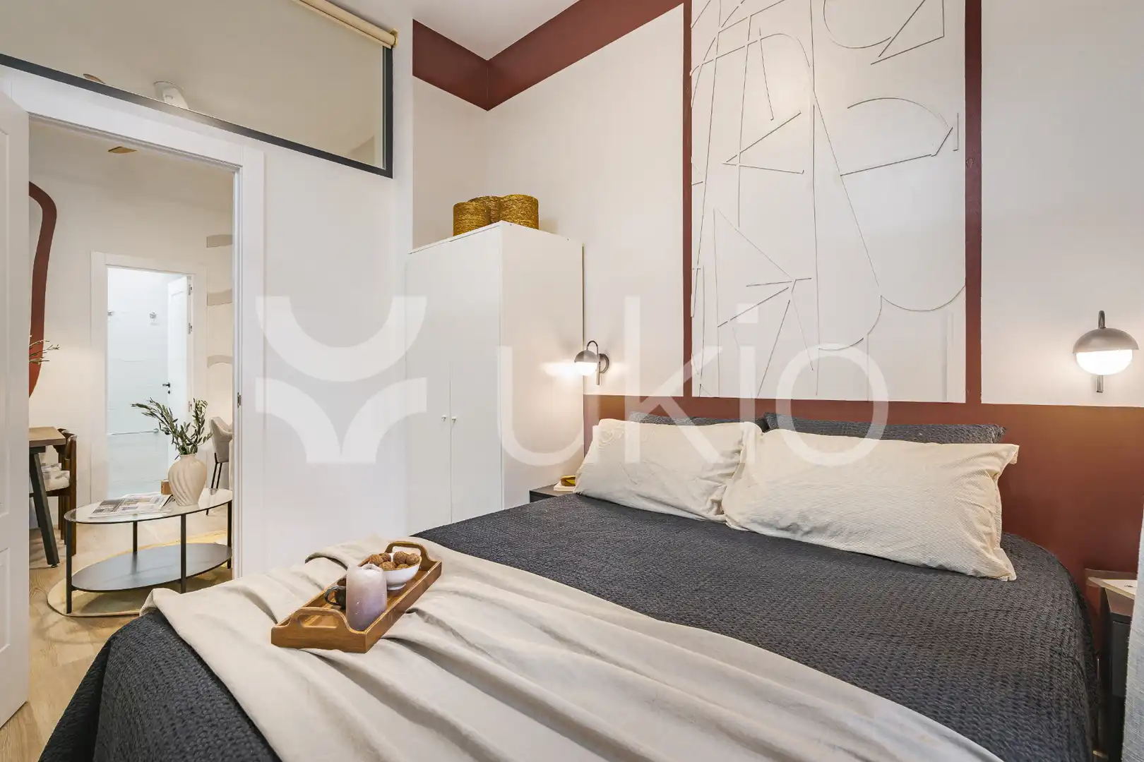 Dormitori de Apartament de lloguer en Madrid amb Calefacció, Moblat i Forn