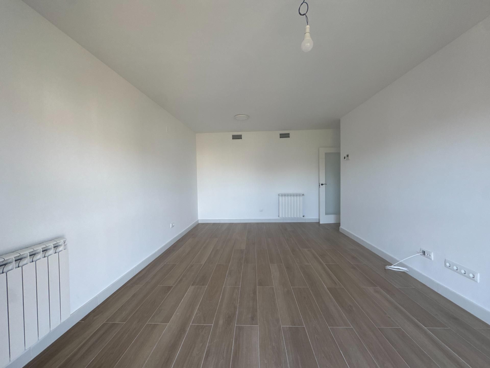 Pis de lloguer en  Madrid Capital amb Calefacció, Traster i Piscina comunitària