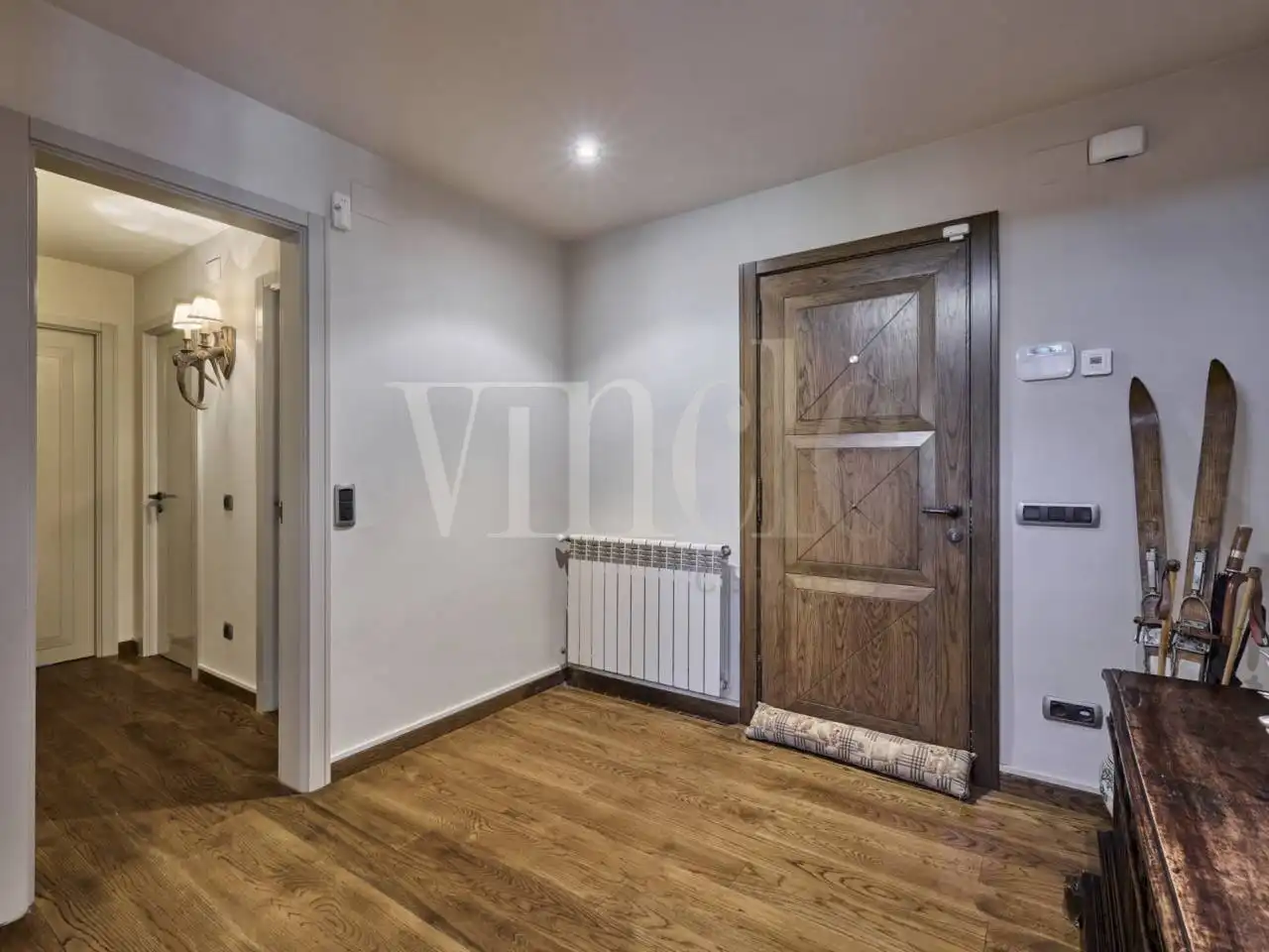 Bedroom of Houses for sale in Alp  with Heating and Parquet flooring