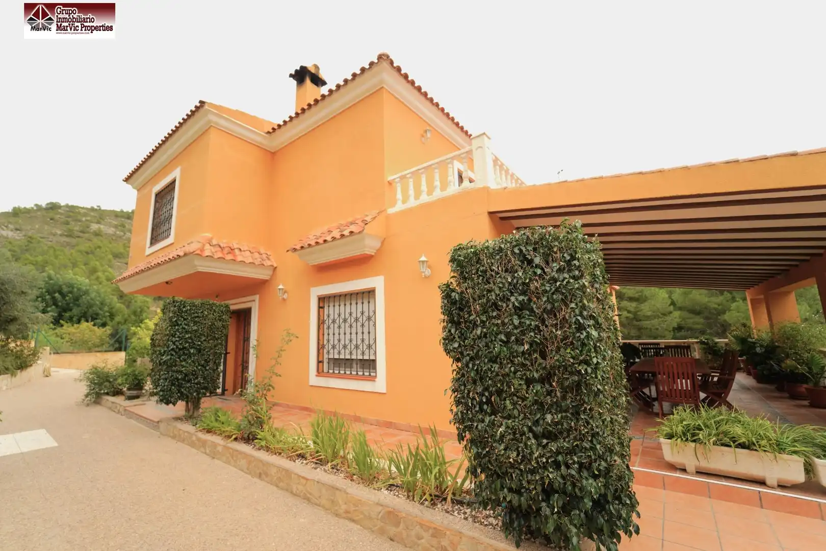 Chalet con jardín en venta en Finestrat Pueblo