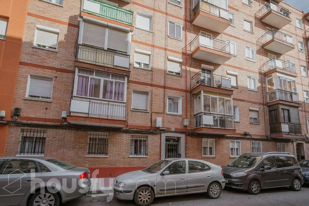 Exterior view of Flat for sale in Valladolid  with Air Conditioner and Terrace