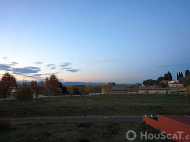 Detached house with balcony for sale in Tordera pueblo
