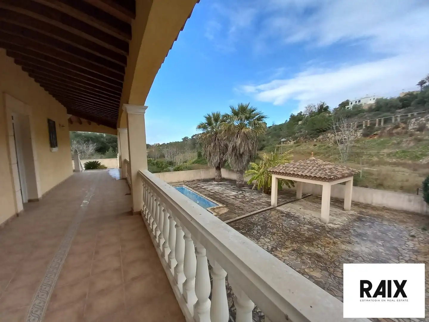 Terrassa de Casa o xalet en venda en Alzira amb Calefacció, Piscina i Balcó