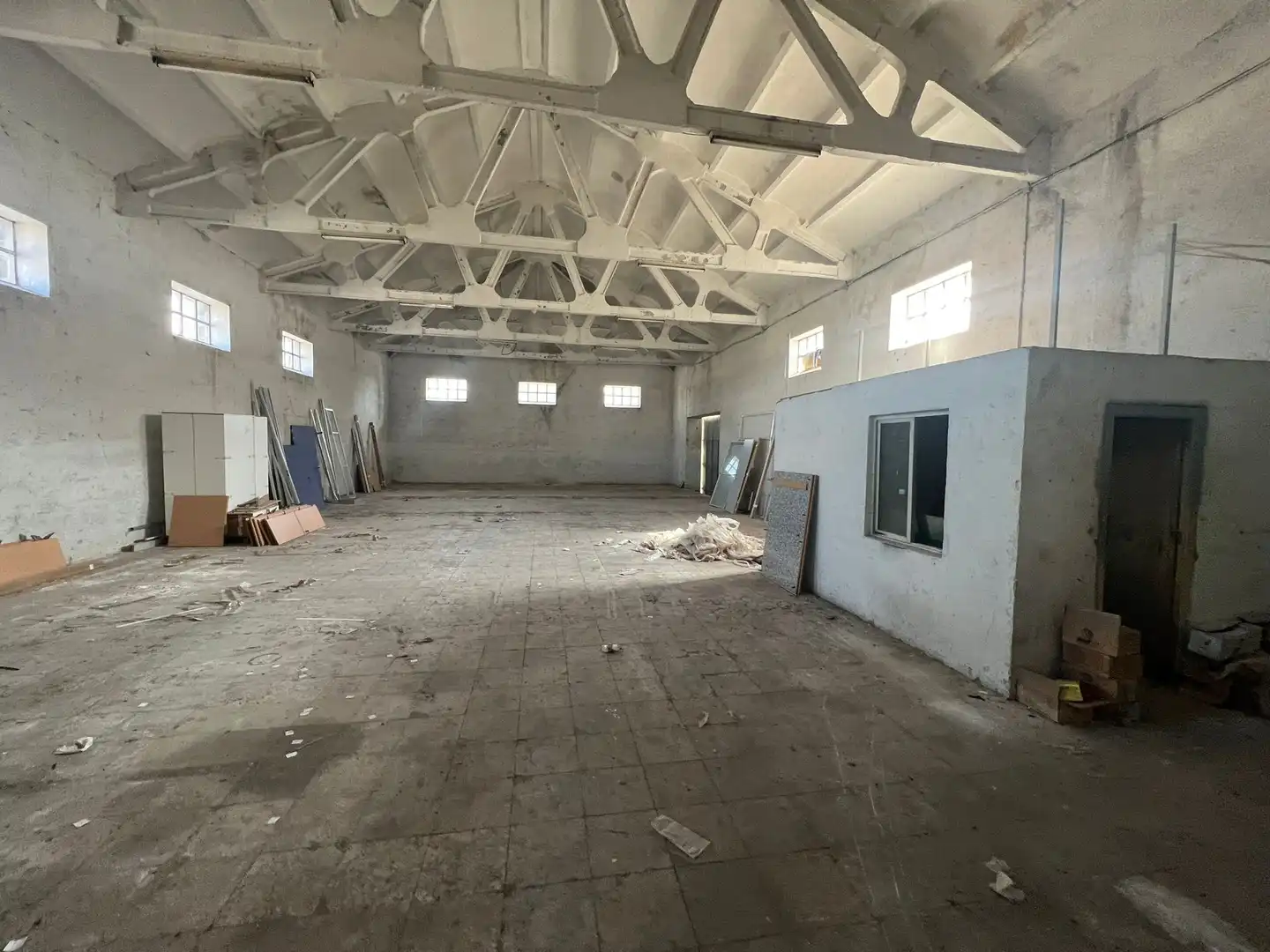 Local en venta en Ávila