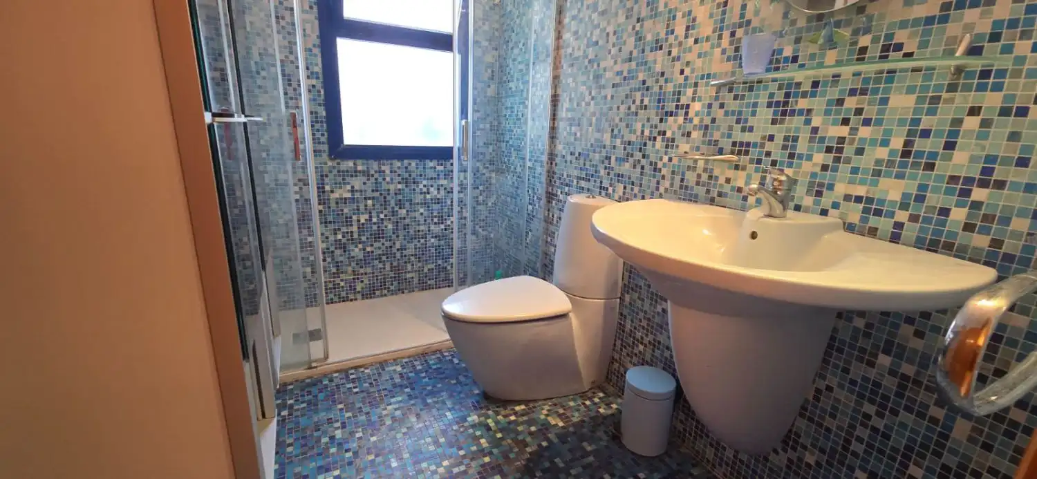 Baño de Ático en venta en Alicante / Alacant con Aire acondicionado, Calefacción y Terraza