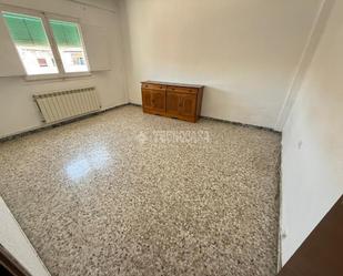 Flat for sale in  Zaragoza Capital  with Heating