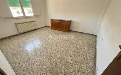 Flat for sale in  Zaragoza Capital  with Heating