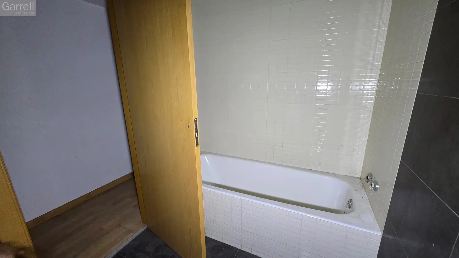 Buildings for sale in CL LLEIALTAT ESPLUGUES DE LLOBREGAT (BARCELONA), Can Clota
