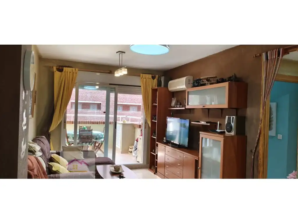 Living room of Flat for sale in Oropesa del Mar / Orpesa  with Air Conditioner, Private garden and Terrace