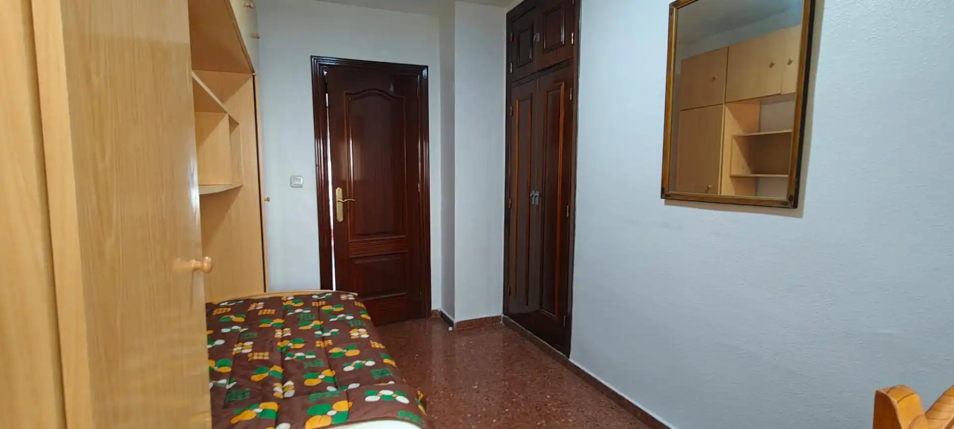 Schlafzimmer von Wohnung zur Miete in Granada