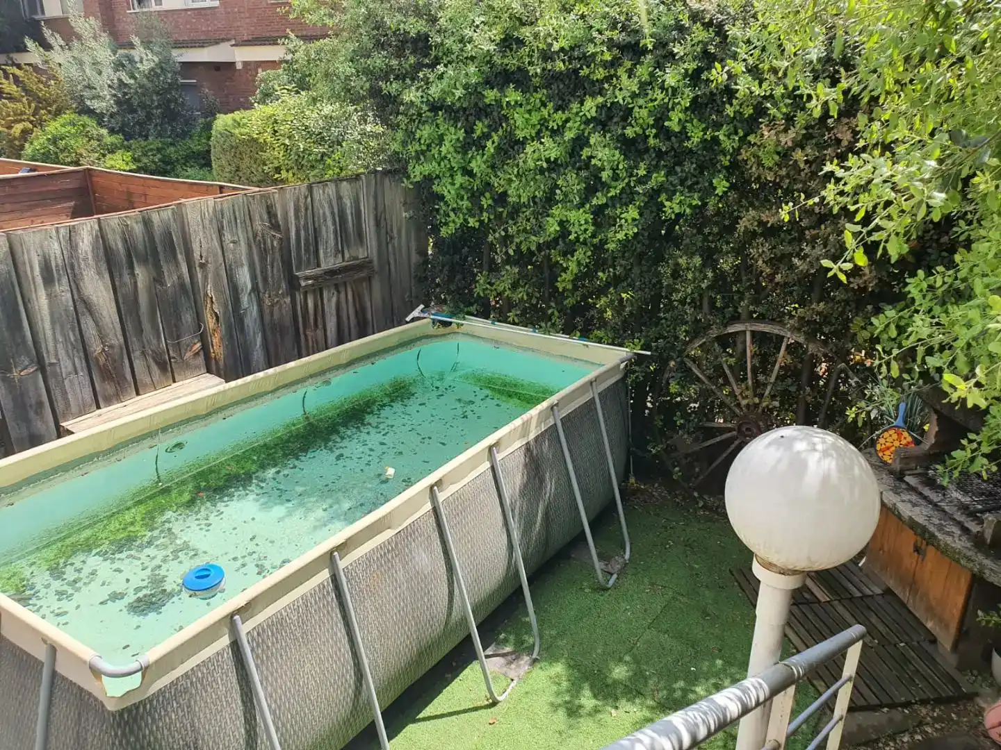 Piscina de Casa adosada en venda en Benavent de Segrià, Lleida