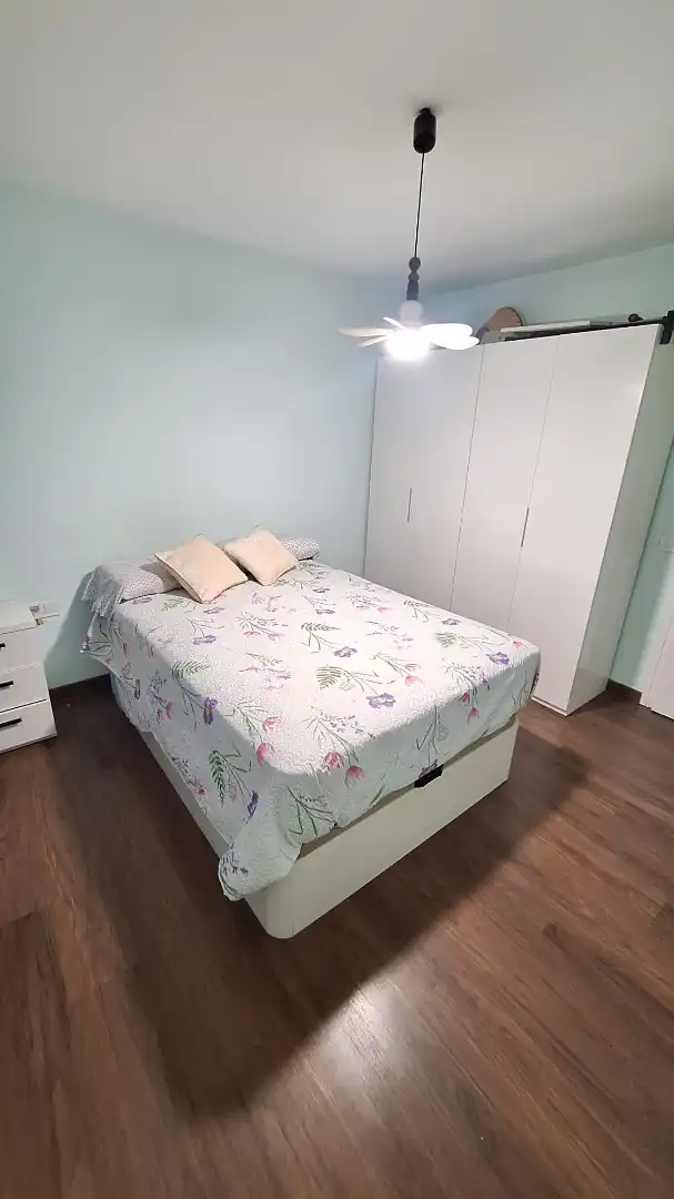 Habitación de Piso en venta en Sabadell con Aire acondicionado