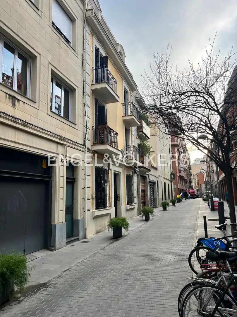 Vista exterior de Àtic en venda en Barcelona amb Calefacció i Terrassa