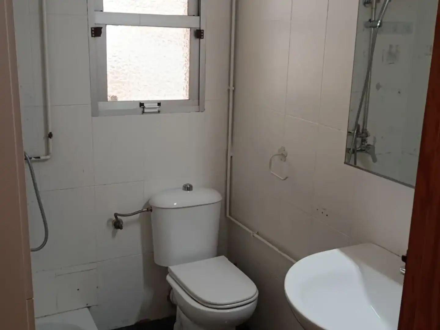 Bathroom of Flat for rent in Murcia  with Air Conditioner, Heating and Furnished
