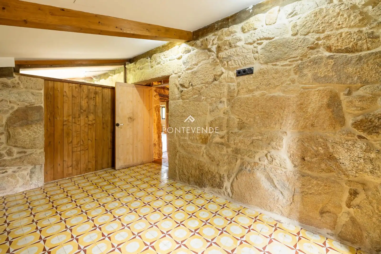 Haus oder Chalet zum Verkauf in Tui mit Heizung und Terrasse