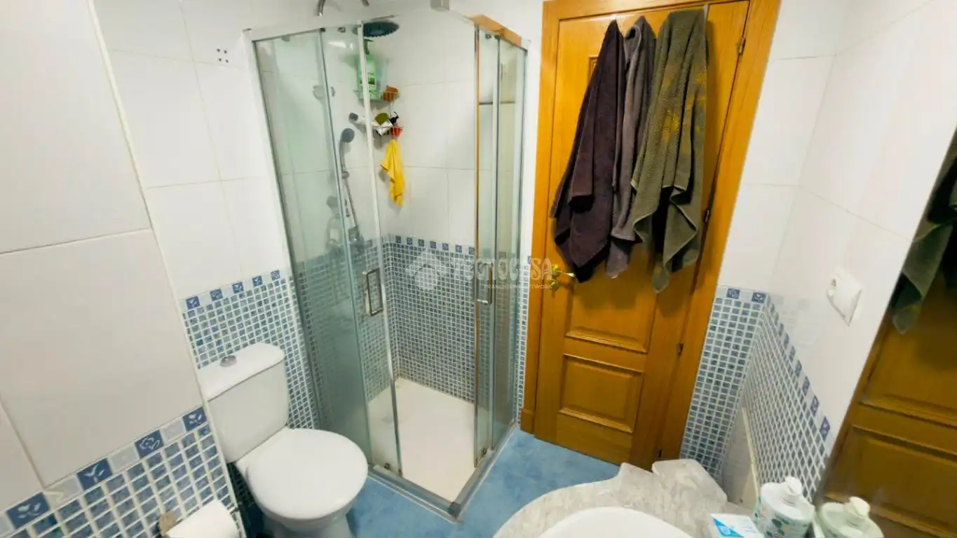Baño de Piso en venta en Seseña con Calefacción y Balcón