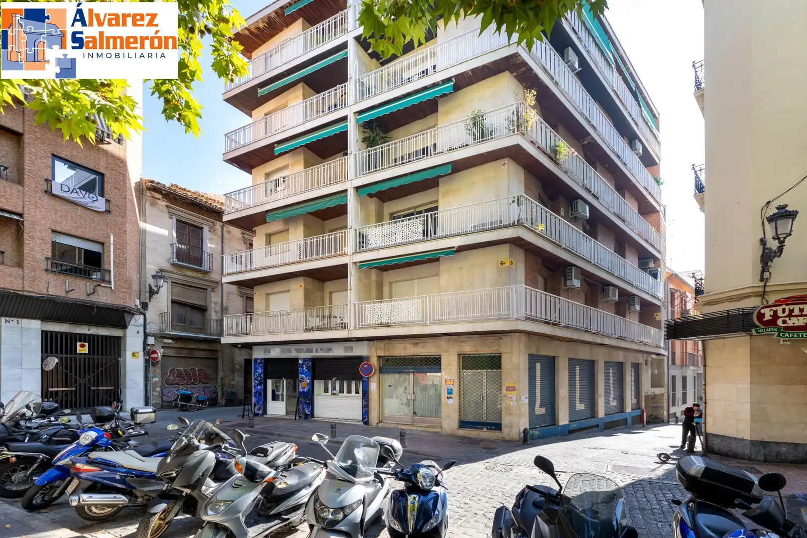 Appartement compact avec terrasse à vendre à 2 Calle Enriqueta Lozano, imagen 3