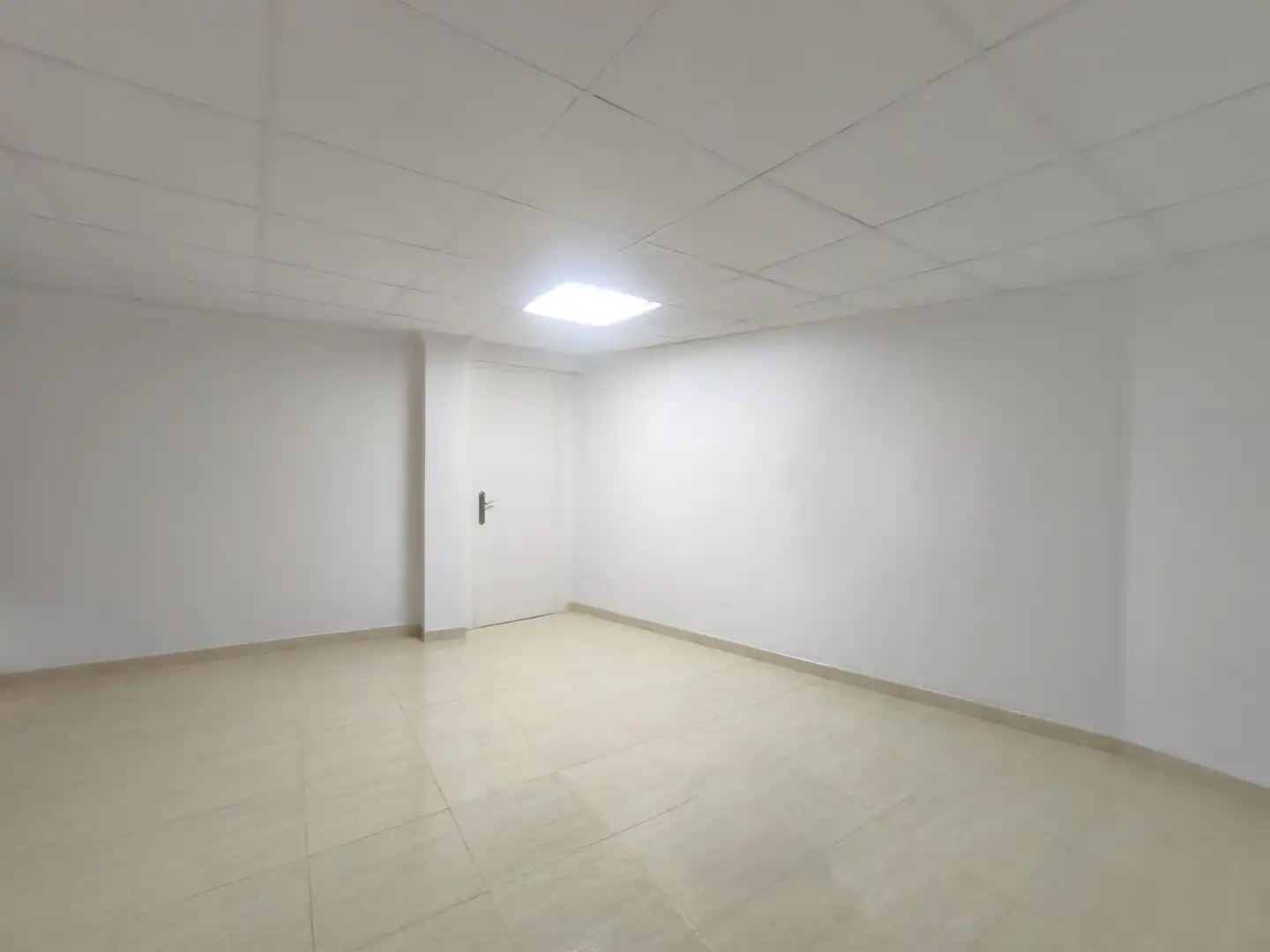 Business premises for sale in Casco Antiguo, imagen 11