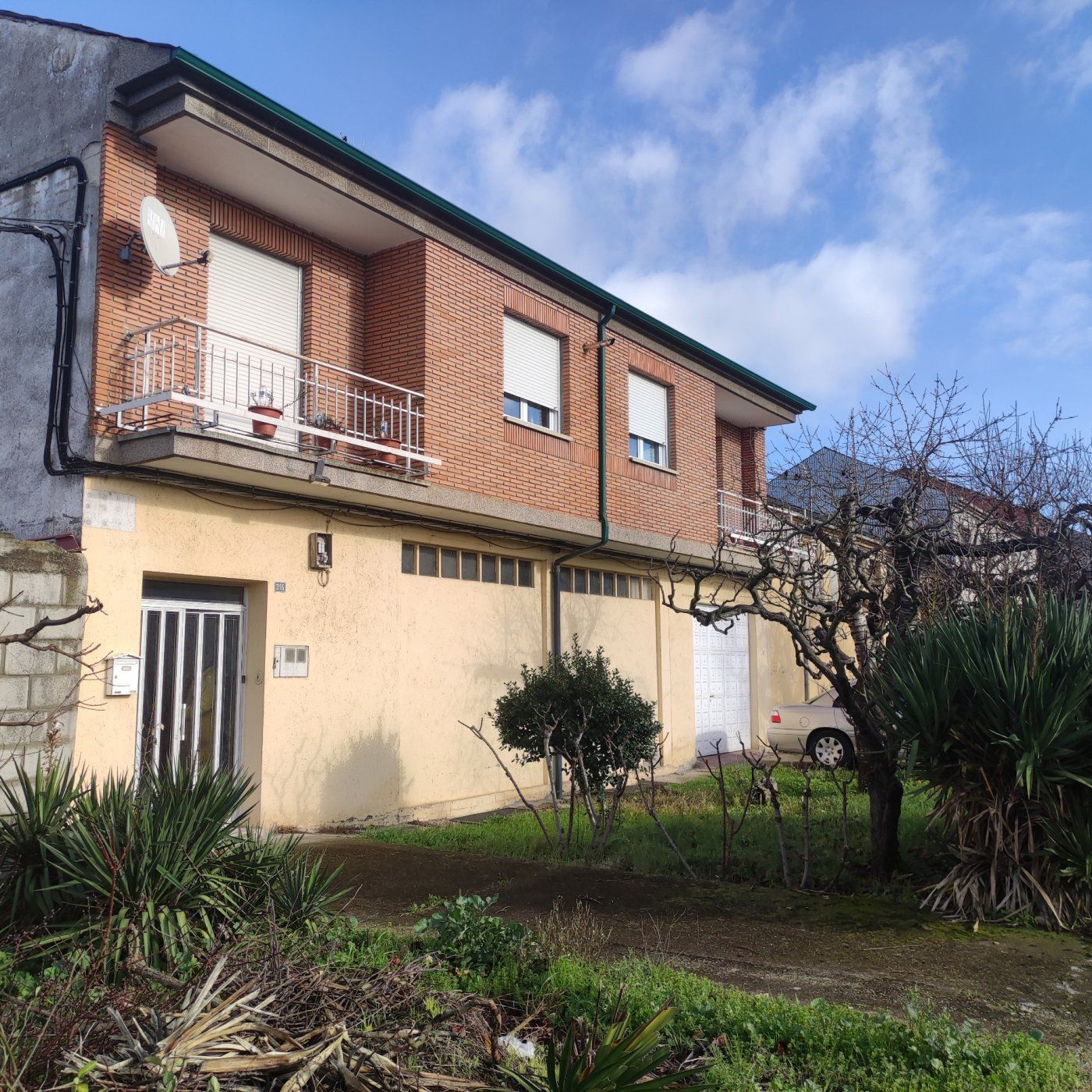 Exterior view of Country house for sale in Ponferrada  with Heating and Balcony