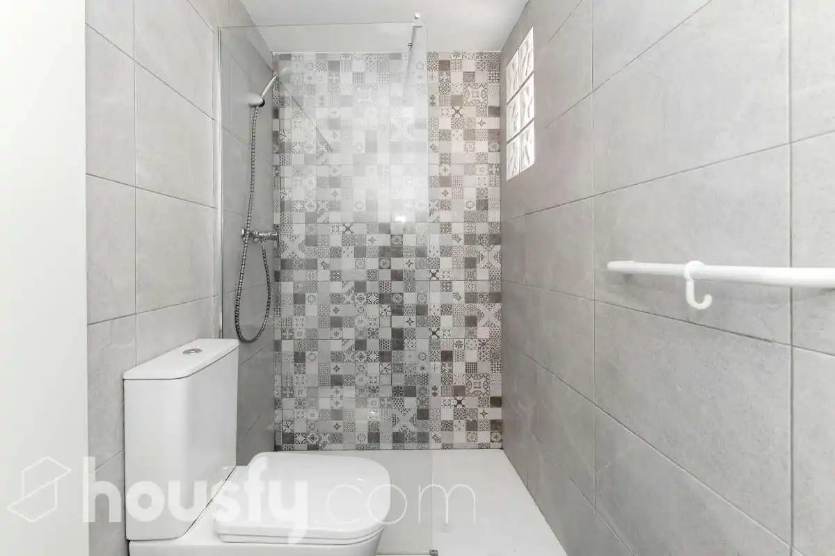 Baño de Piso de alquiler en Sagunto / Sagunt con Aire acondicionado, Amueblado y Balcón