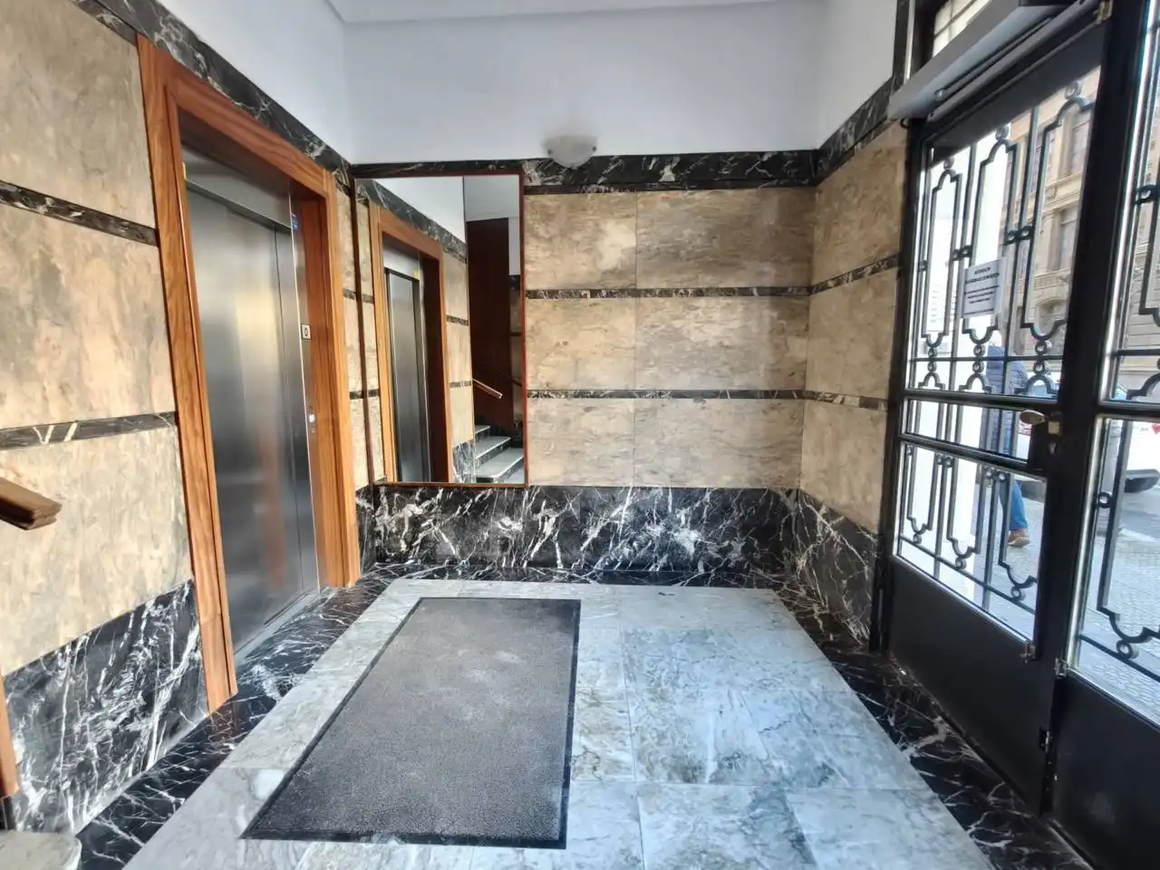 Piso en venta en Bilbao  con Calefacción y Trastero