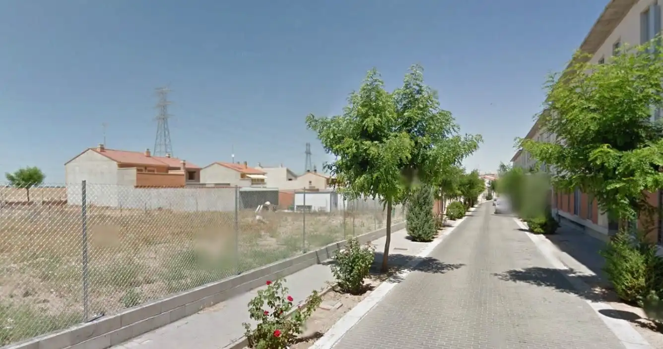 Terreno residencial en venta en Calle Miguel de Cervantes 13, imagen 6