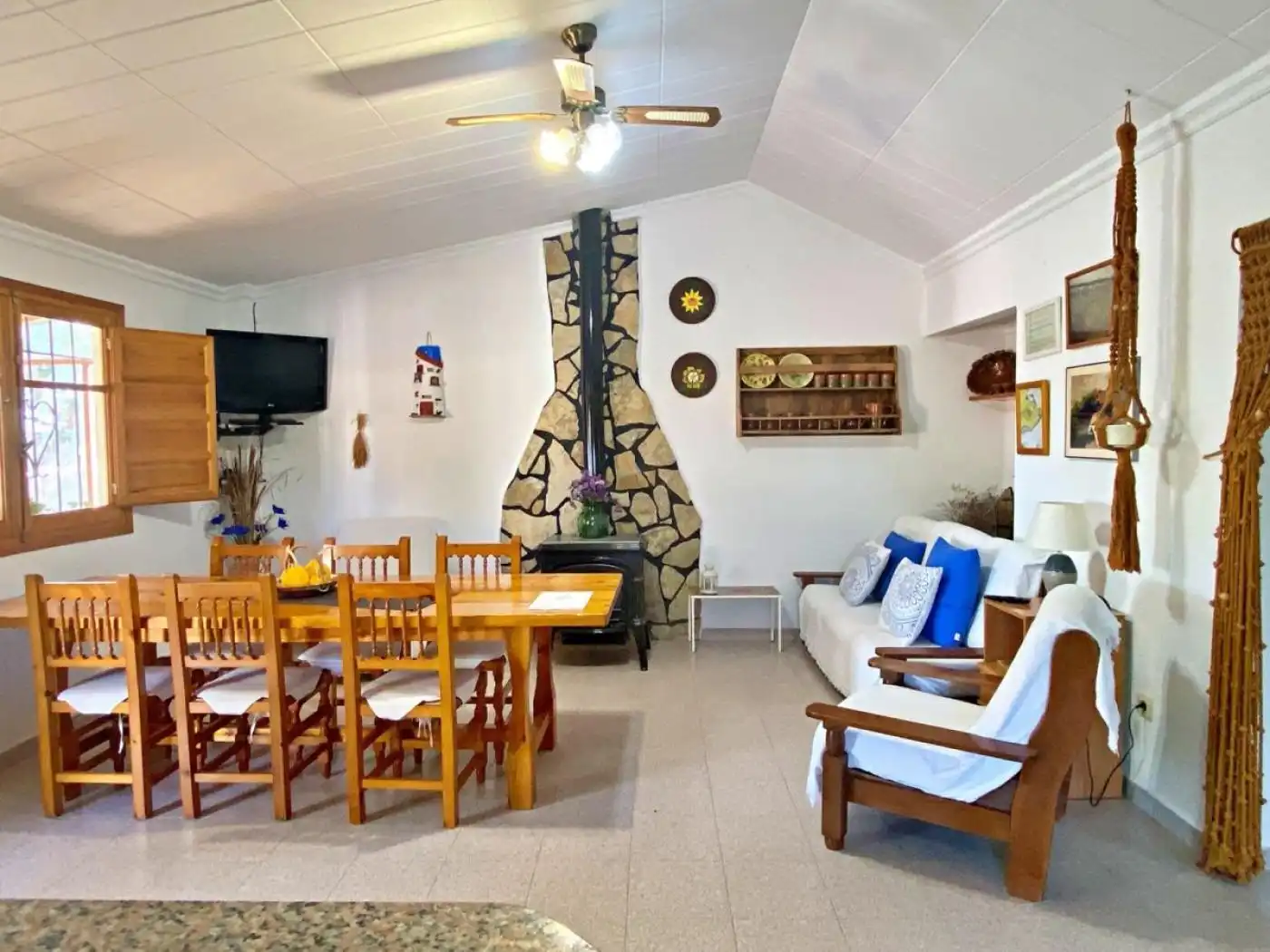 Wohnzimmer von Country house zum Verkauf in Deltebre mit Privatgarten