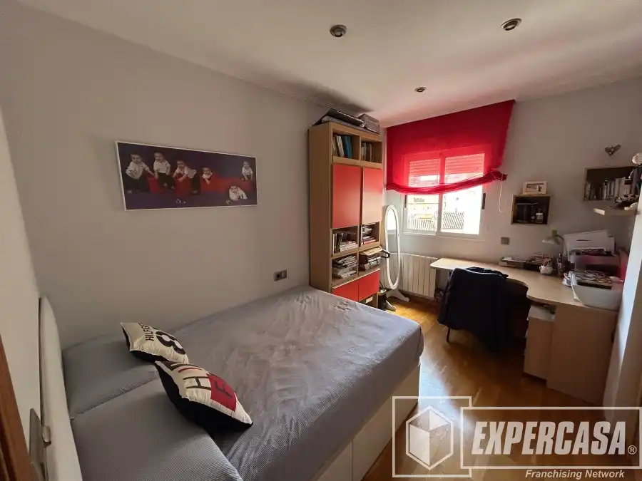 Habitación de Piso en venta en Riba-roja de Túria con Aire acondicionado y Terraza