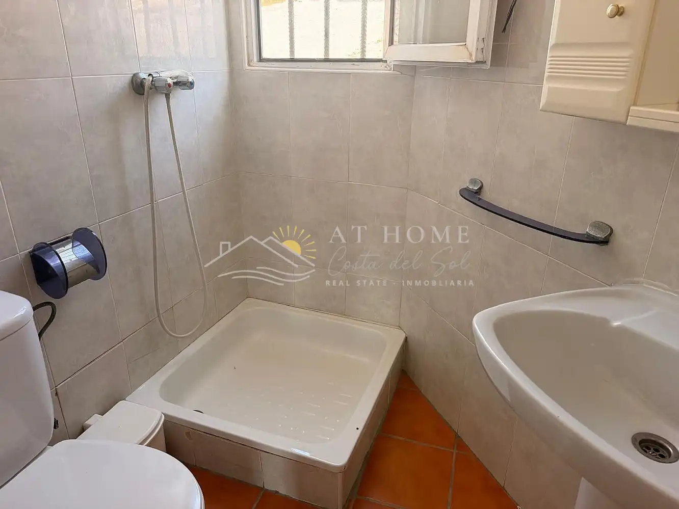 Bany de Casa o xalet en venda en Torrox amb Terrassa i Forn
