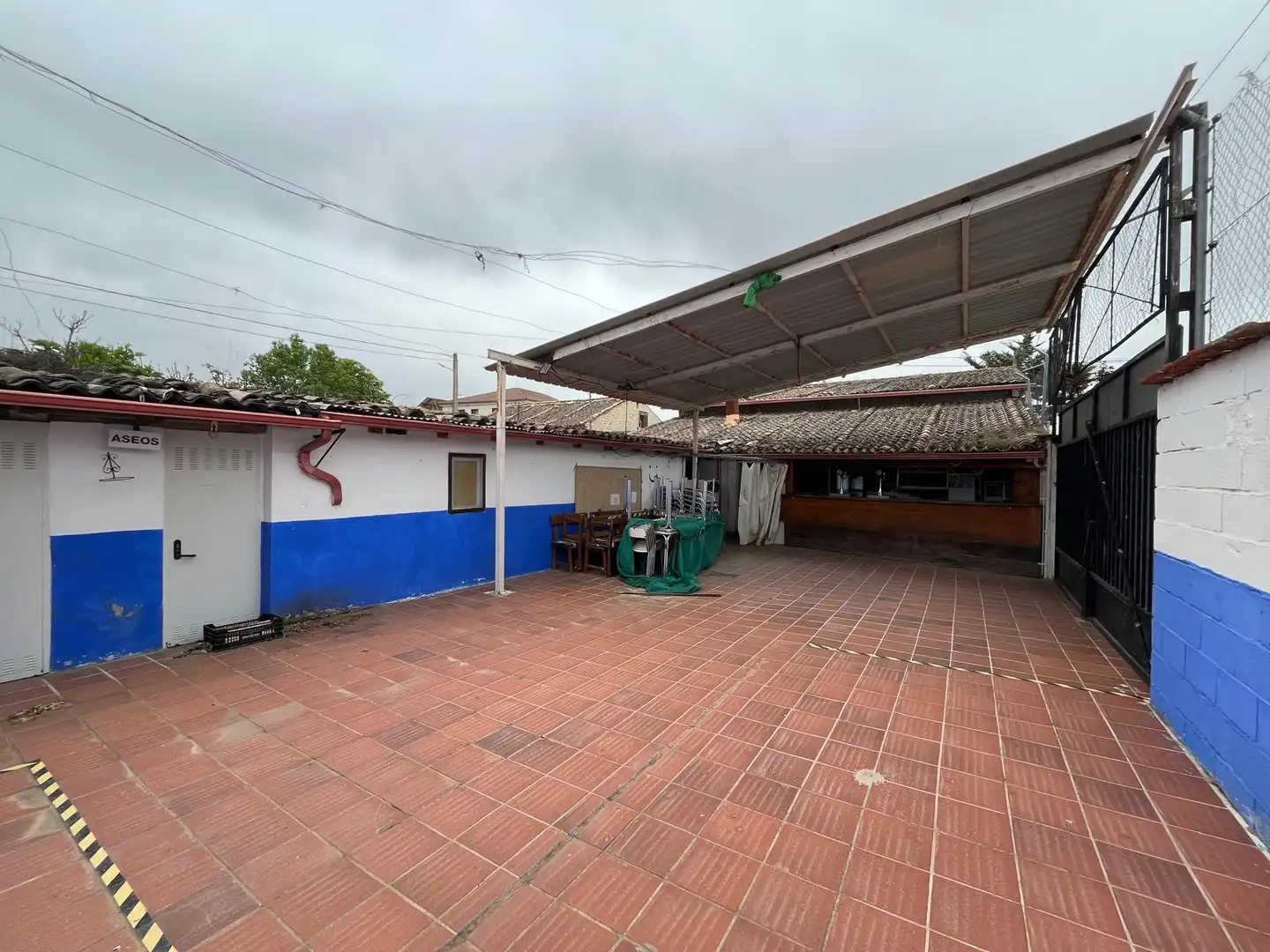 Local en venta en Santibáñez de Valcorba con Amueblado