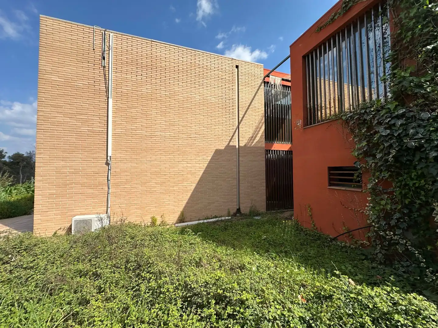 Vista exterior de Casa o chalet en venta en Lliçà d'Amunt con Aire acondicionado, Jardín privado y Terraza