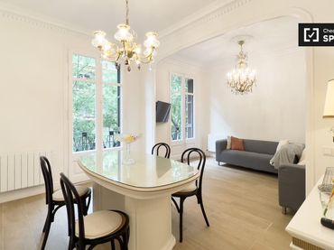 Appartement avec balcon à louer à Eixample