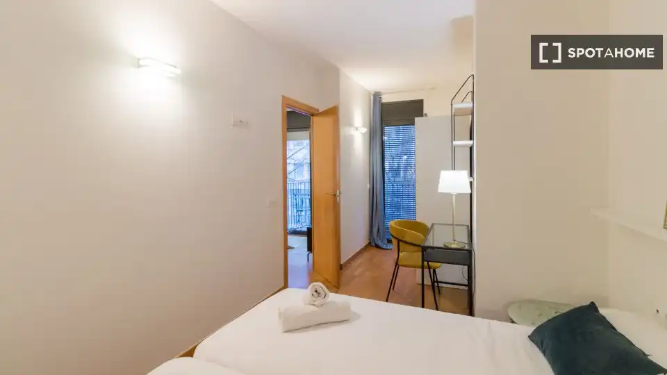 Appartamento con terrazza in affitto a Eixample, imagen 16