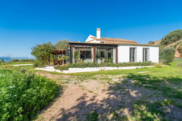 Casa-chalet en Venta en Diseminado R32, 61, Málaga, Spain, -1 en El Cortijuelo