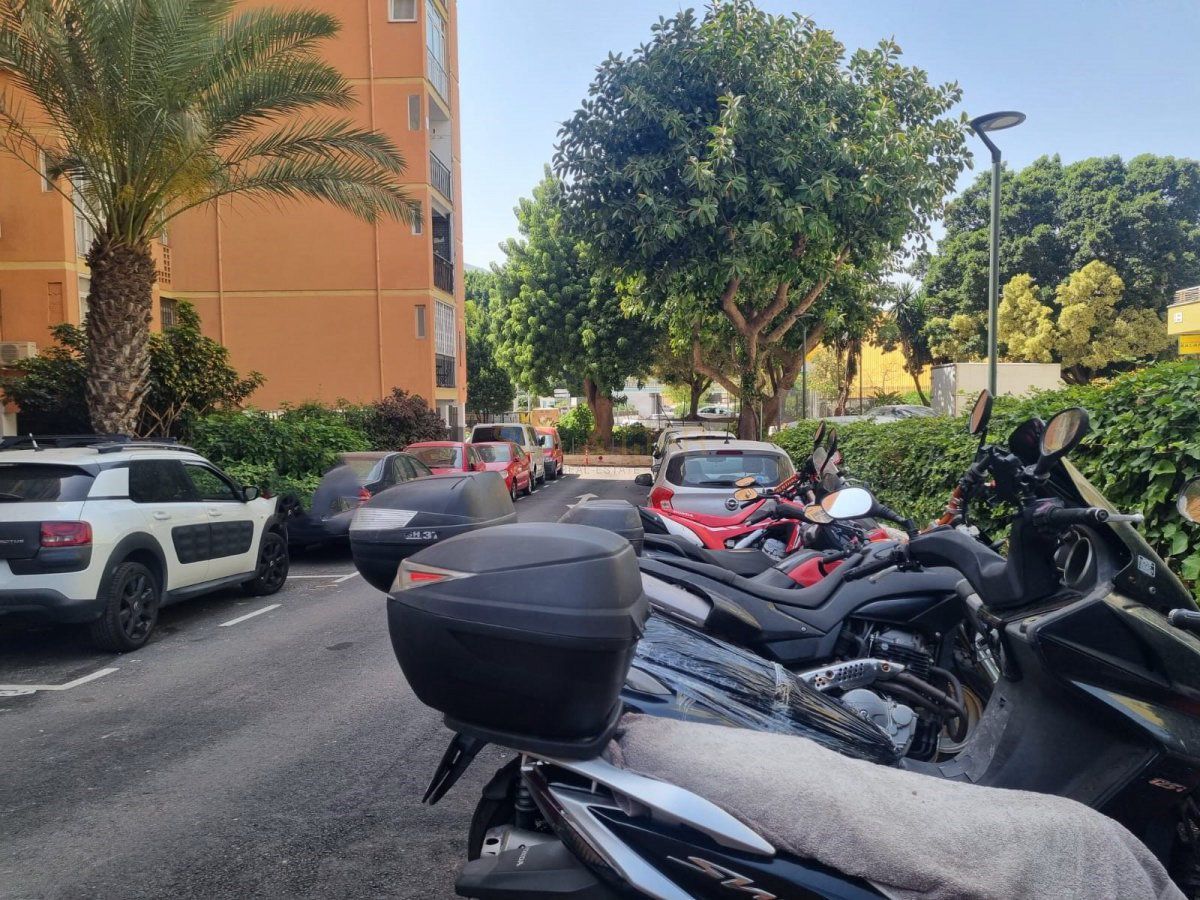 Aparcament de Pis en venda en Torremolinos amb Aire condicionat i Calefacció