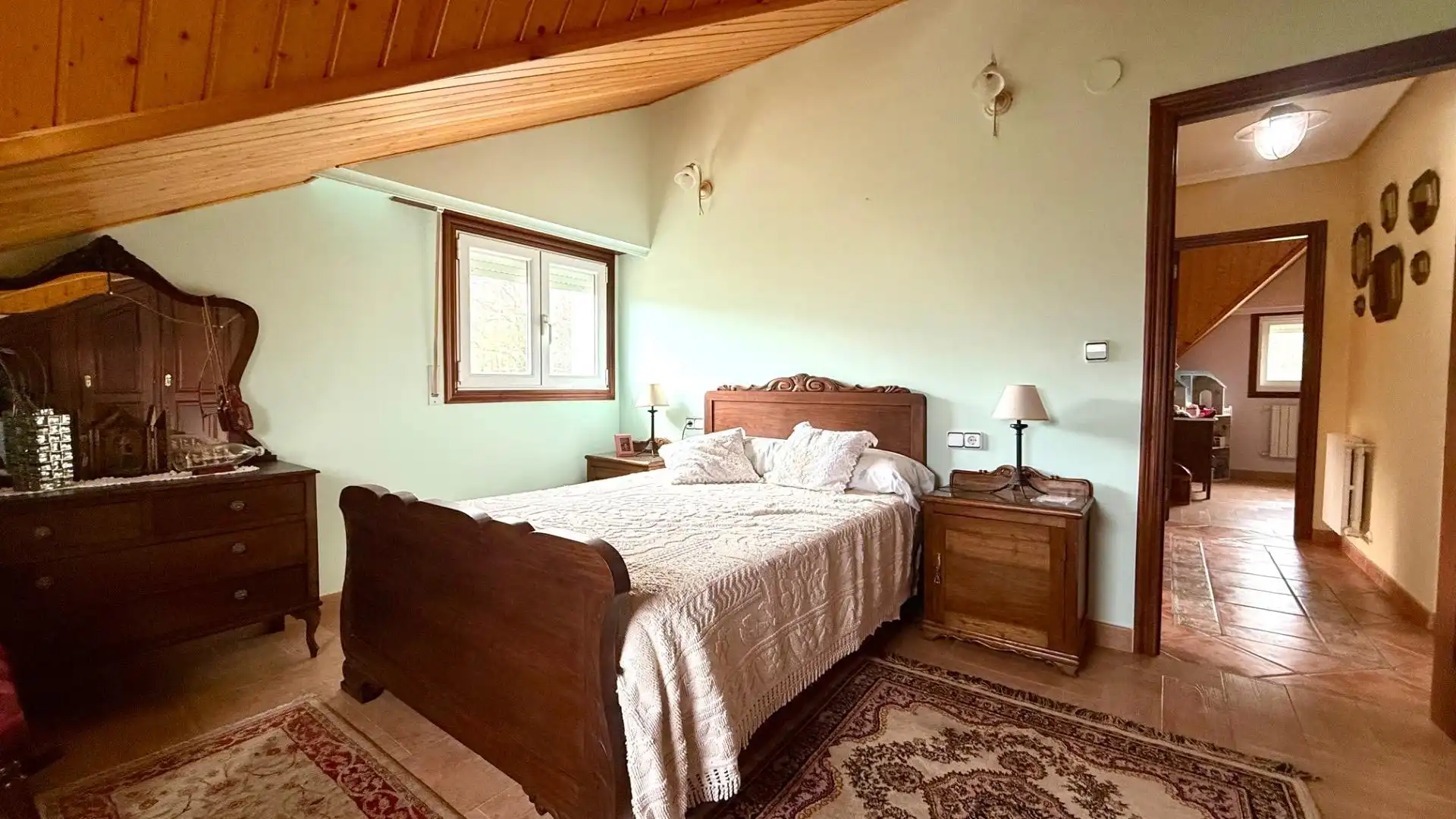 Bedroom of Country homes for sale in Toén  with Heating, Private garden and Storage room
