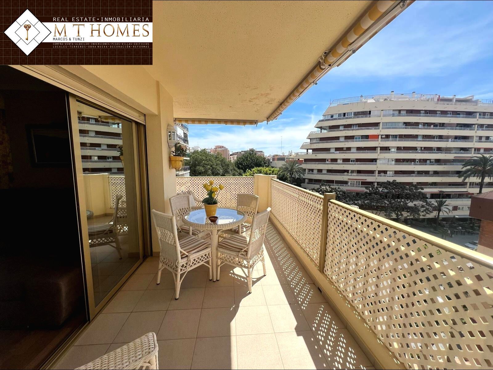 Exterior view of Apartment to rent in Marbella  with Air Conditioner and Terrace