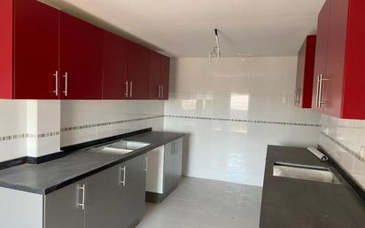 Cuina de Pis en venda en Ulldecona amb Balcó i Piscina comunitària