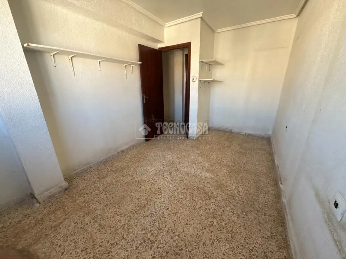 Bedroom of Flat for sale in Paterna