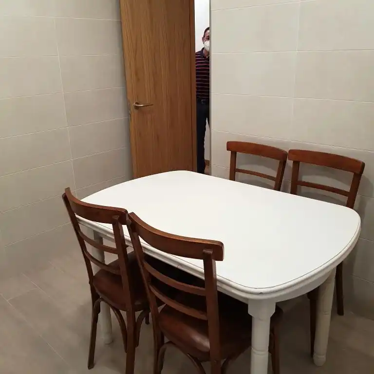 Habitació a Rúa Irmáns Villar H1 (Calle Paseo) centro, Casco Viejo