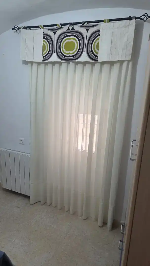 Dormitori de Casa adosada en venda en Brozas amb Aire condicionat i Balcó