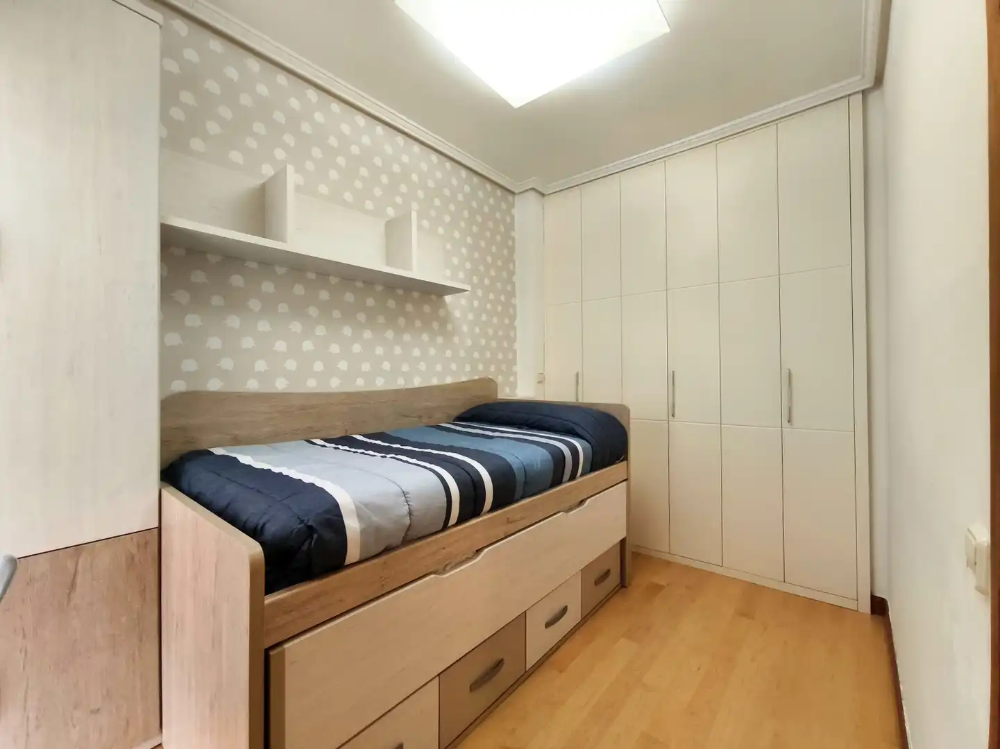 Habitación de Piso en venta en  Logroño con Calefacción y Terraza